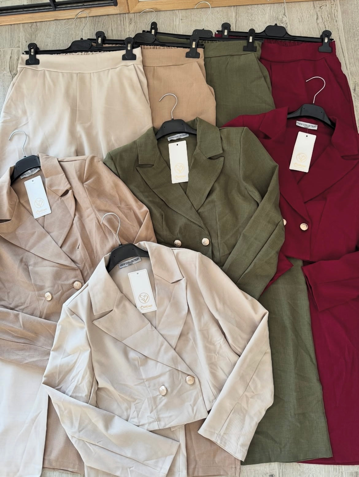 Compleu Coria - eLiaShop.ro Magazin de haine online