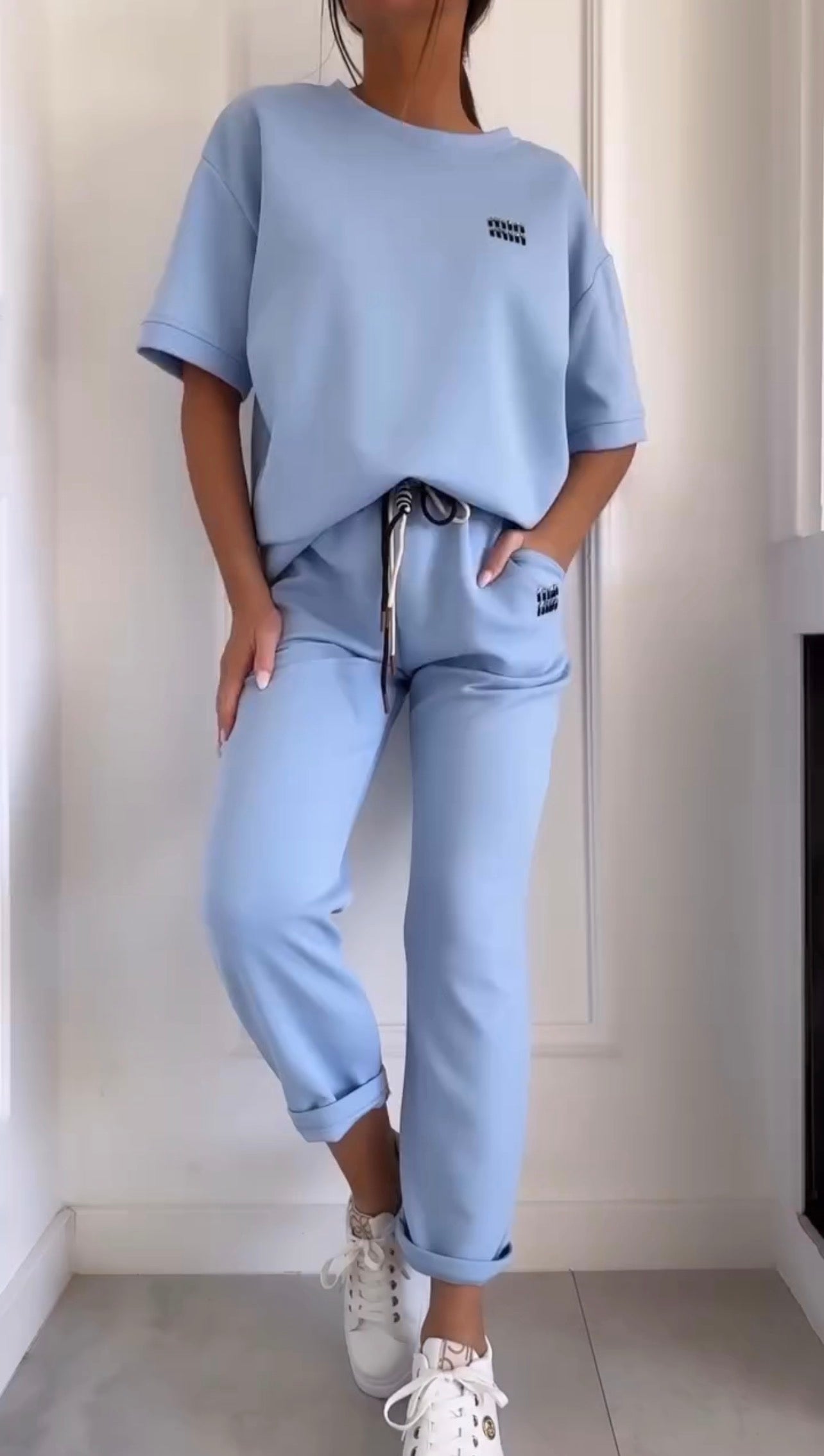 Compleu Olivia - eLiaShop.ro Magazin de haine online